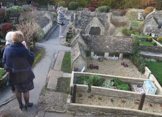Bourton upon the Water Model Village, Photo by Martine