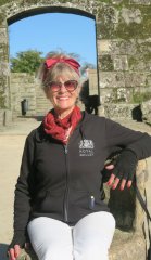 Vigo: Gloria at the entrance to the castle